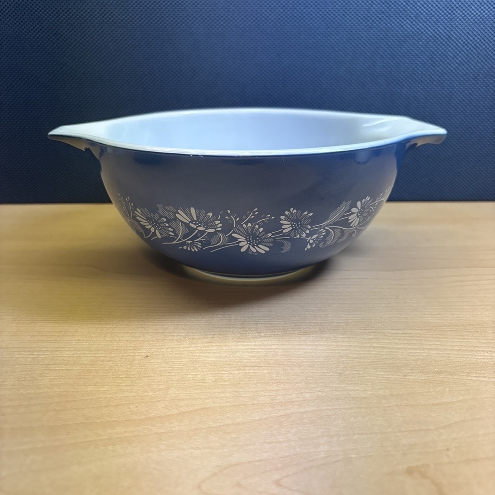Pyrex Blue Colonial Mist Cinderella Mixing Bowl 442